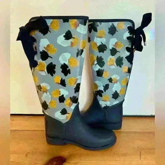 NWOT Coach Tristee Classic Flower Print lace up corset logo rain boots US size 6 - Picture 3 of 14